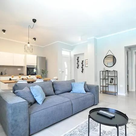 Tony's House In Garden 别墅 扎达尔