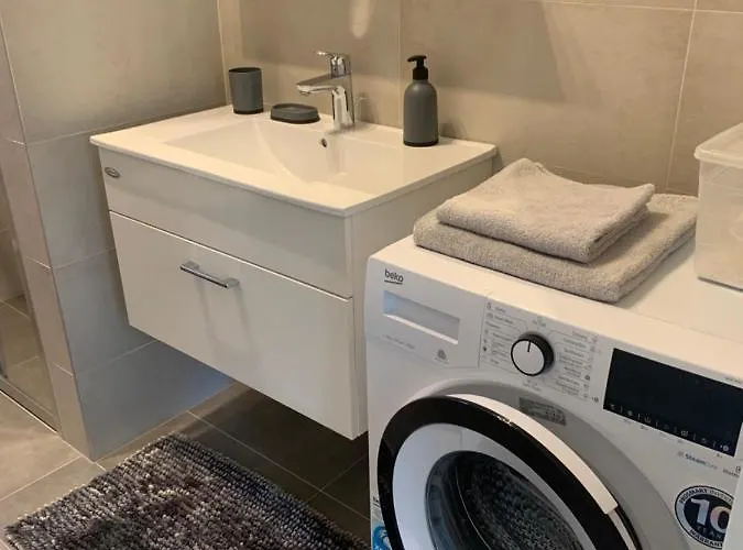 Tony's House In Garden * Задар