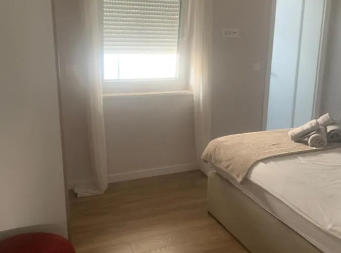 Вілла Tony's House In Garden